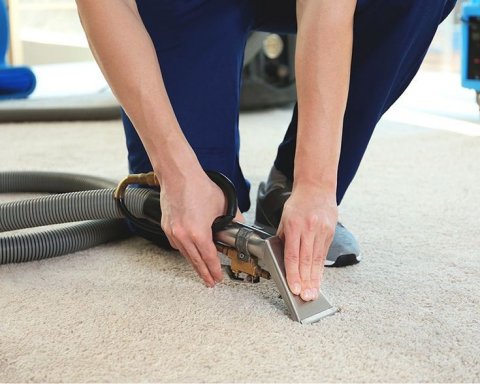 A and B Carpeting