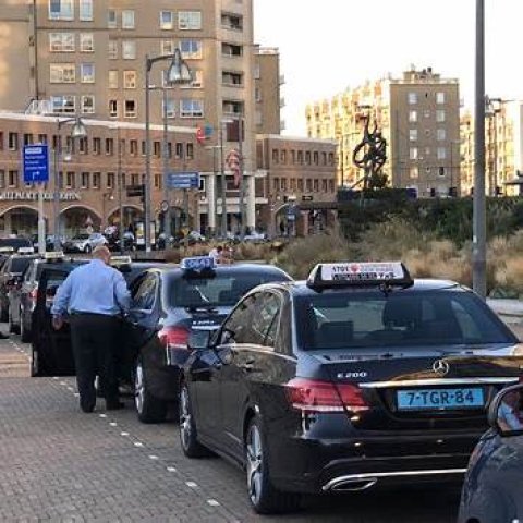 taxi schiphol centraal