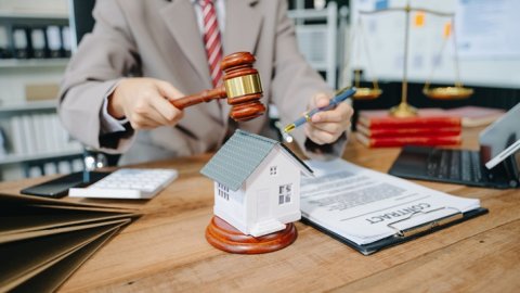 Commercial Real Estate Litigation Attorney