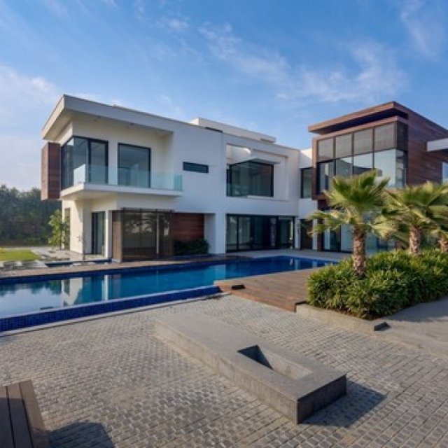 Noida Farmhouse - Buy Lake View Farm House