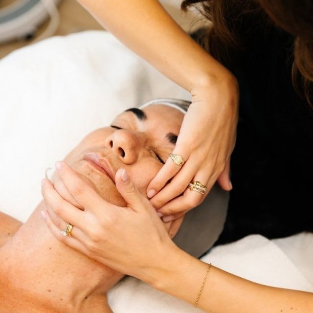 Skincare By Amy Peterson
