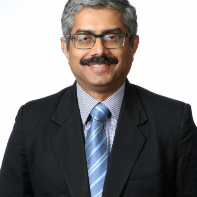 Dr. Mohan Menon | Medical Oncologist in Mumbai