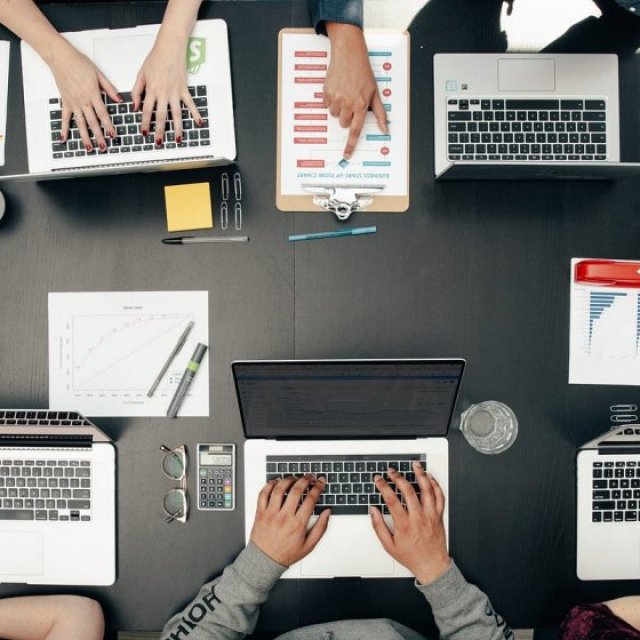 AI Digital Experts - Digital Solutions