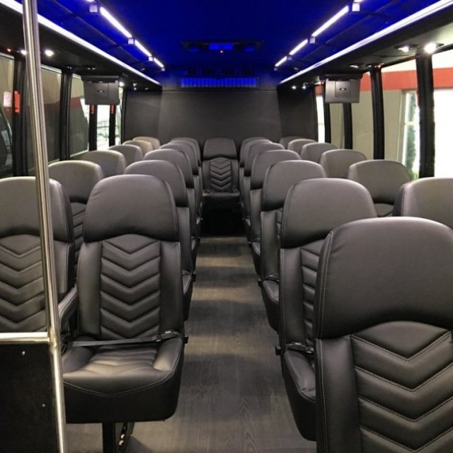 Price 4 Charter Buses & Limos Overland Park
