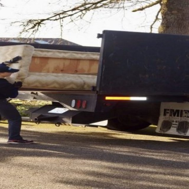 Grizzly Junk Removal