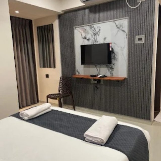 Hotel Samarth Elite Baner