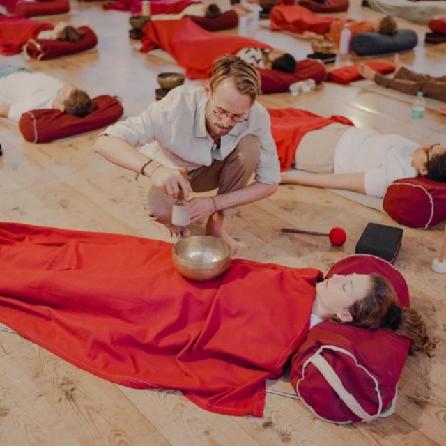 Adhiroha Yoga Centre