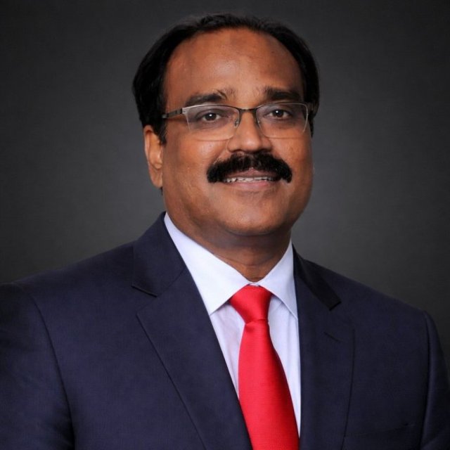 Dr. PP Reddy, Cosmetic Dentist Hyderabad | 35+ Years of Experience