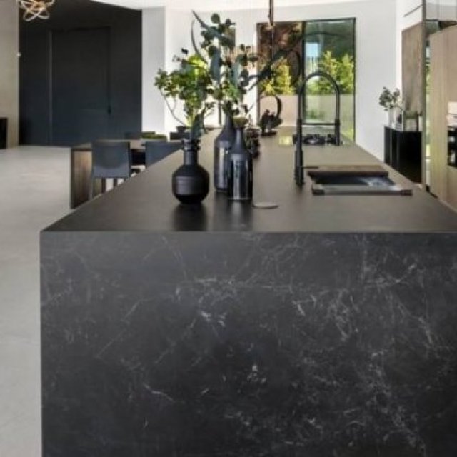 Floorence Tile & Slab