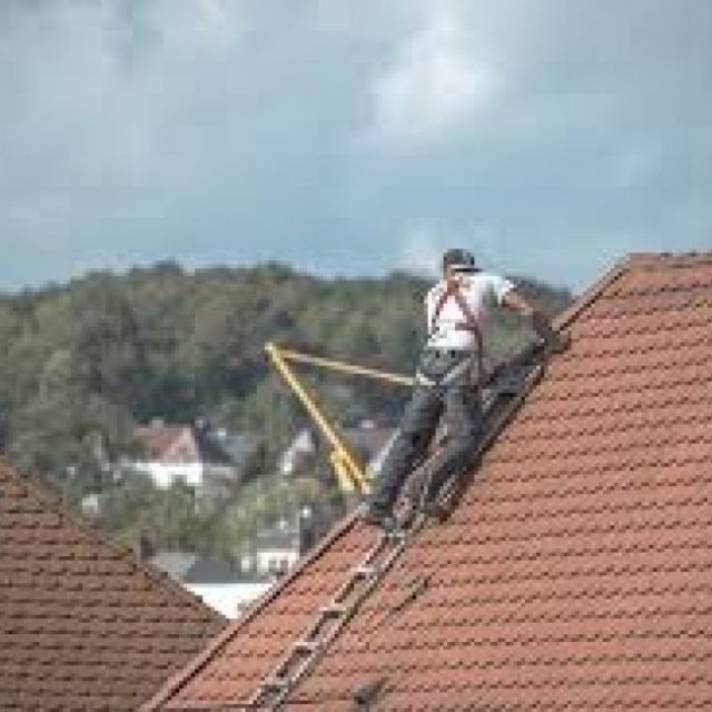 Oscar Roofing