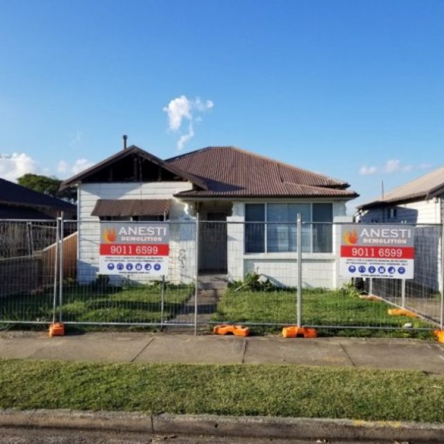 Anesti House Demolition Sydney