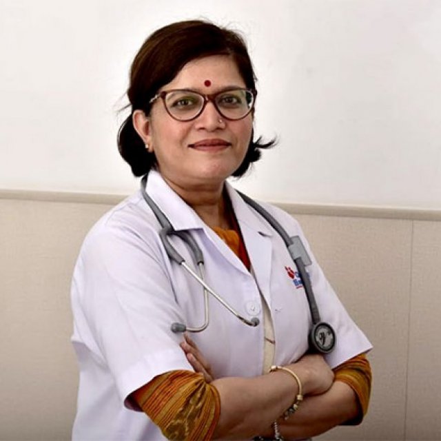 Experience Top IVF Care with Dr. Poonam Garg in Sector 43