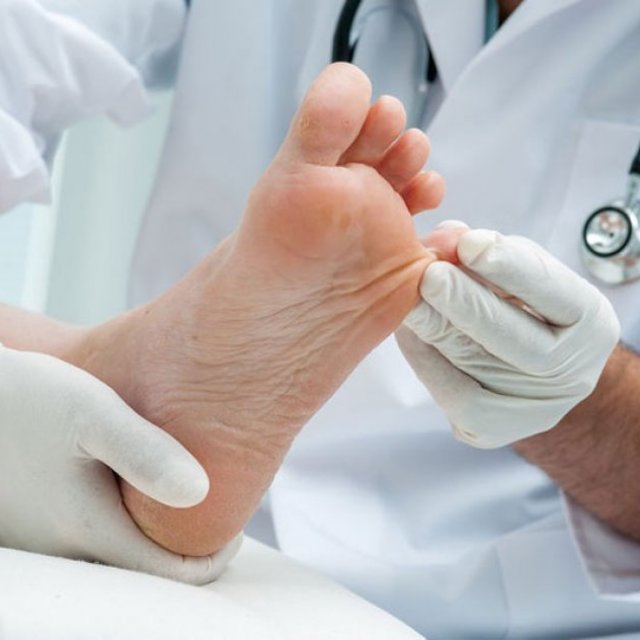 World Diabetes Centre: Expert Diabetic Foot Treatment Options