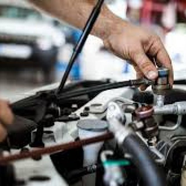 Car Engine Repair & Rebuild Dubai | Engine Service & Maintenance