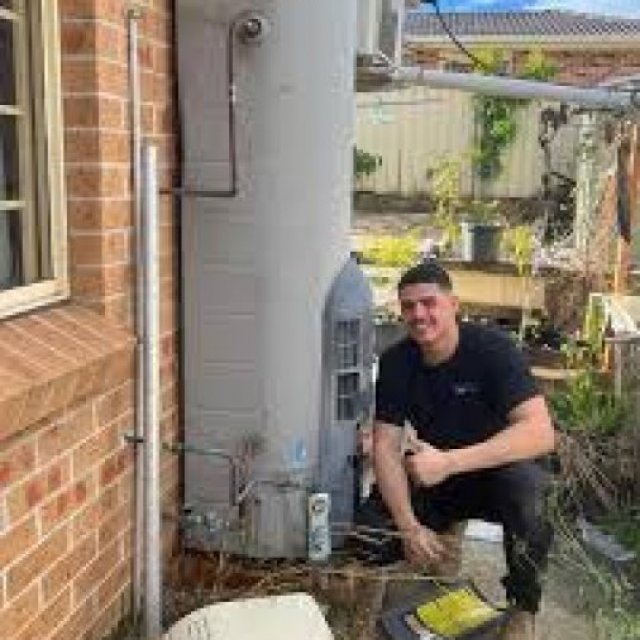 Solar Hot Water Installations Sydney - Fix ’n’ Flow Plumbing