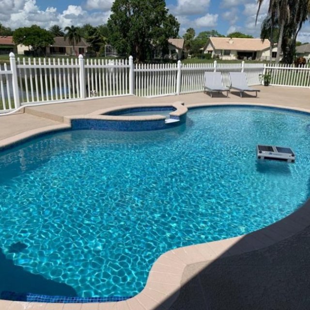 Superb Pools - Pool Service