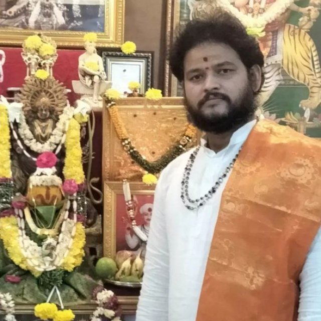 Astrologer Guruprasad Joshi