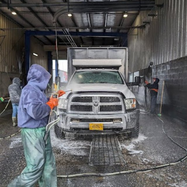 Marshal Truck Wash | Truck Wash in Aurora