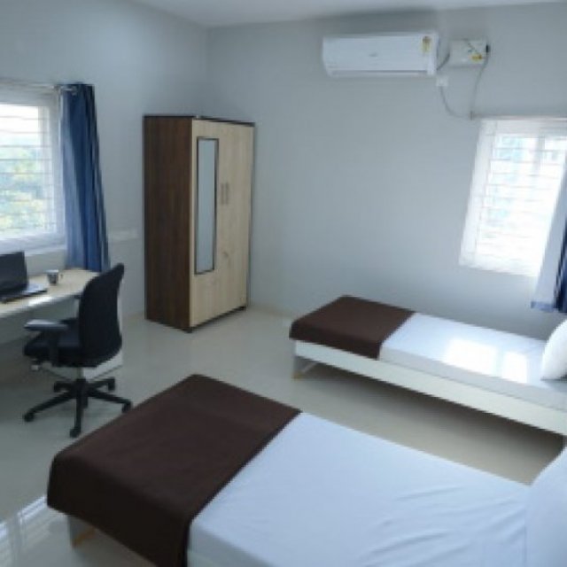 Shared bachelor accommodation for rent in Financial District, Hyderabad - Living Quarter