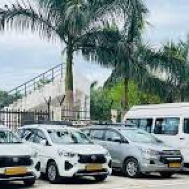 CAB BOOKING RISHIKESH