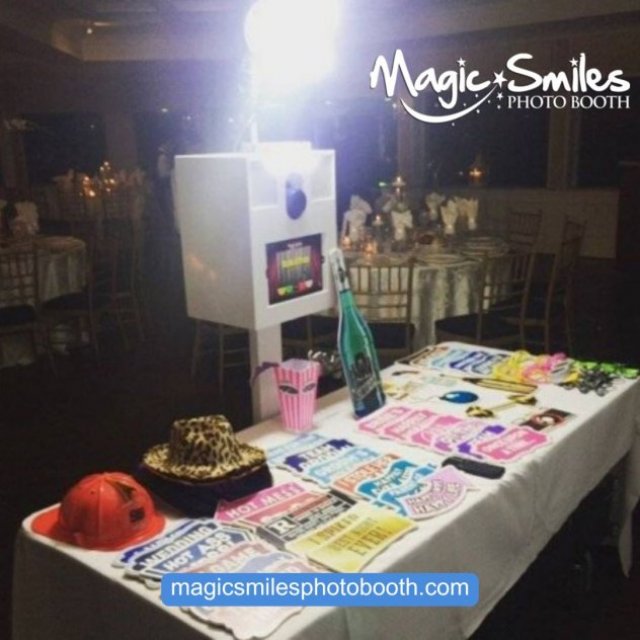 Magic Smiles Photo Booth