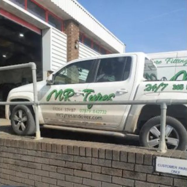 Mr Tyres Andover