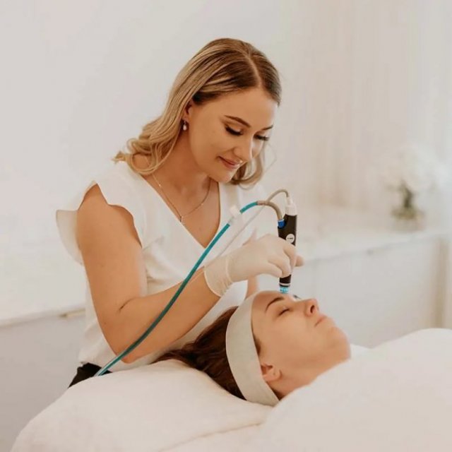 Lush Skin And Laser Clinic