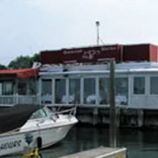 Pier 95 Restaurant - Marina
