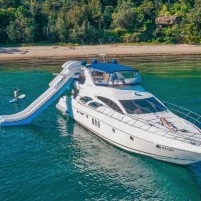 Lets Go Self drive boat hire Sydney