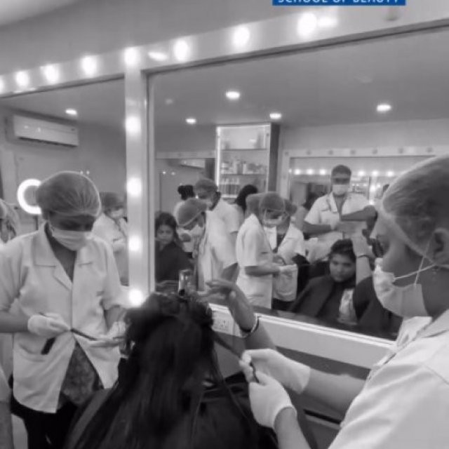VLCC School of Beauty - Institute in Kirti Nagar, New Delhi