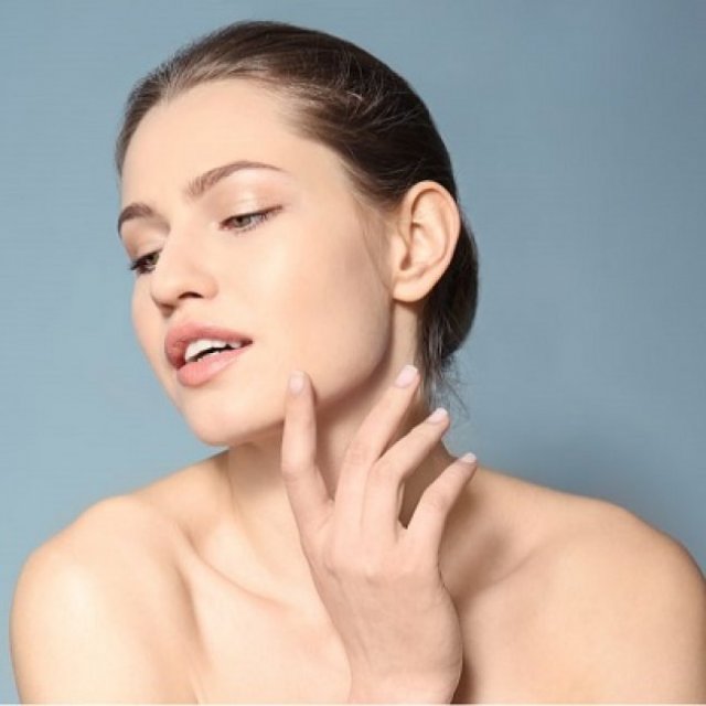 Best Double Chin Removal in Oman: Myths and Facts You Should Know