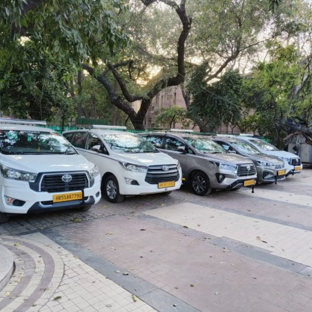 Toyota Innova Crysta Hire Delhi