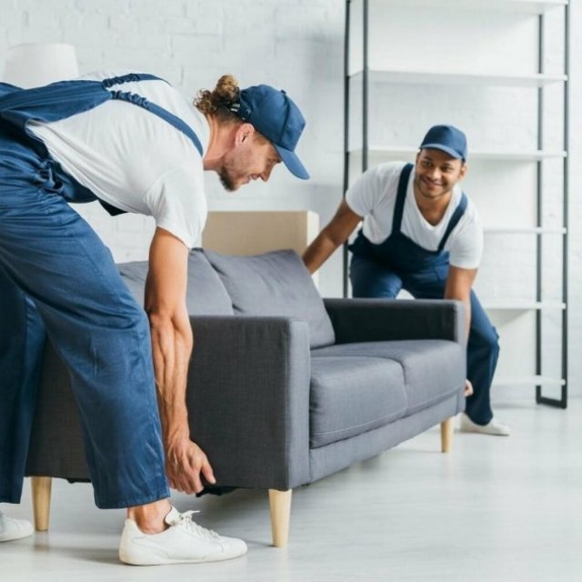Mover in Abu Dhabi