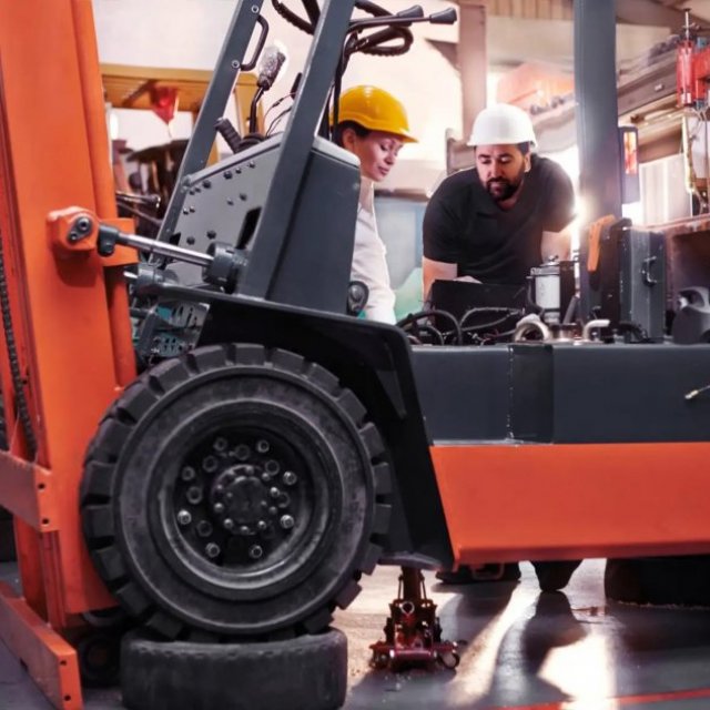 Forklifts Force