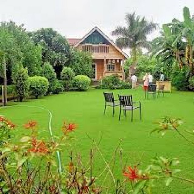 Are you looking for luxury farmhouse in Noida with great amenities?