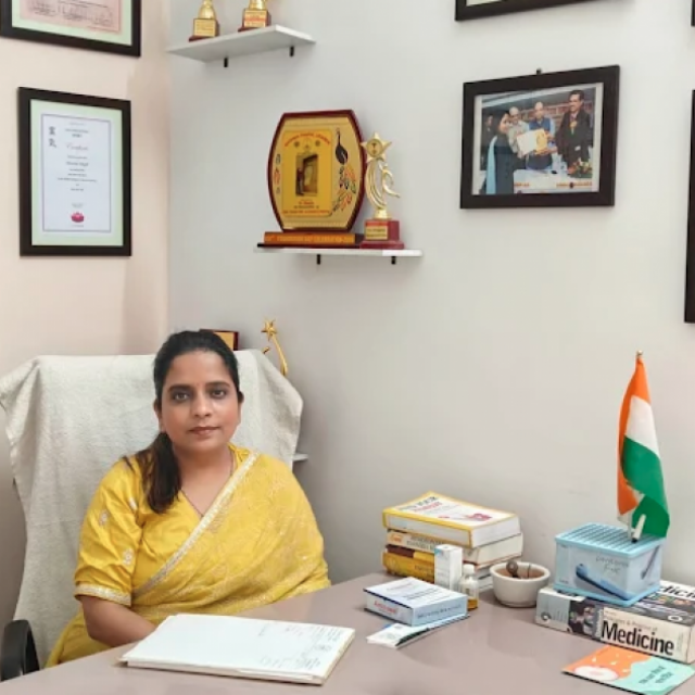 Dr. Shweta Singh: Homeopathy Doctor in Gorakhpur | Chronic Disease, Medicine Home Delivery