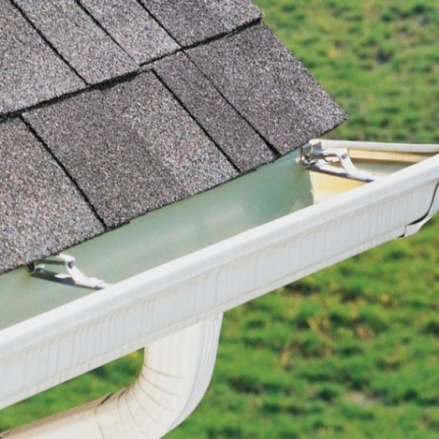 Royal Roofing and Construction