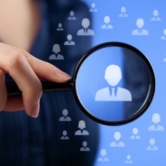 Best LinkedIn Profile Management Services - Saletify Stands Out